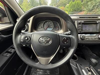 2014 Toyota RAV4 XLE   - Photo 20 - Portland, OR 97202