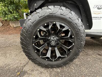 2015 Jeep Wrangler Unlimited Sahara   - Photo 8 - Portland, OR 97202