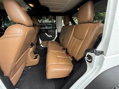 2015 Jeep Wrangler Unlimited Sahara   - Photo 15 - Portland, OR 97202