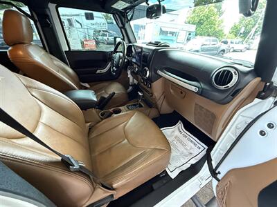 2015 Jeep Wrangler Unlimited Sahara   - Photo 12 - Portland, OR 97202