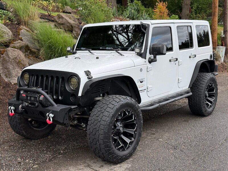 2015 Jeep Wrangler Unlimited Sahara   - Photo 1 - Portland, OR 97202