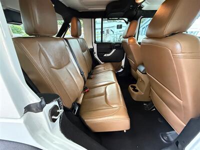 2015 Jeep Wrangler Unlimited Sahara   - Photo 14 - Portland, OR 97202