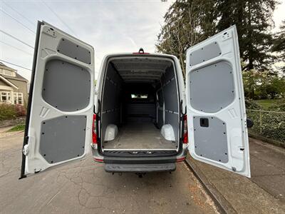 2021 Mercedes-Benz Sprinter 2500   - Photo 7 - Portland, OR 97202