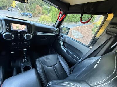 2014 Jeep Wrangler Unlimited Rubicon   - Photo 26 - Portland, OR 97202