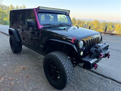 2014 Jeep Wrangler Unlimited Rubicon   - Photo 6 - Portland, OR 97202