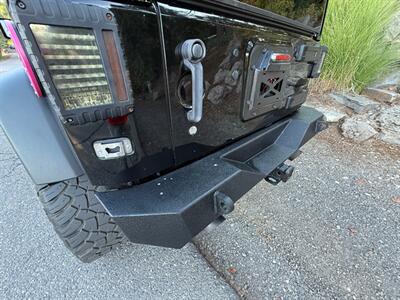 2014 Jeep Wrangler Unlimited Rubicon   - Photo 9 - Portland, OR 97202