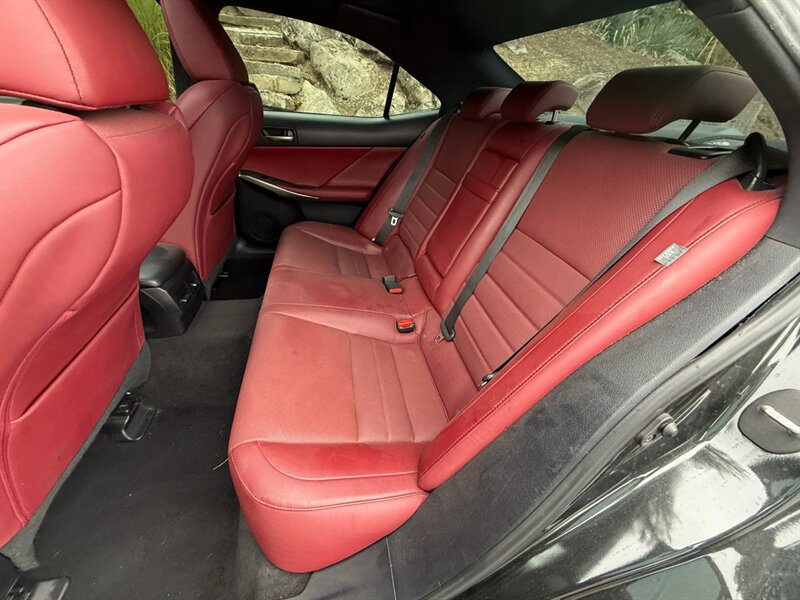2020 Lexus IS 350 - Photo 16 - Portland, OR 97202
