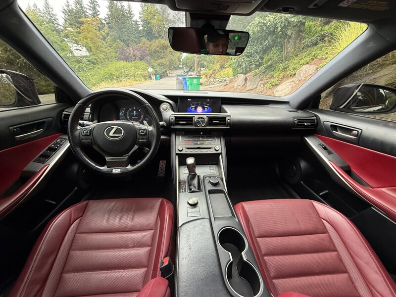 2020 Lexus IS 350 - Photo 17 - Portland, OR 97202