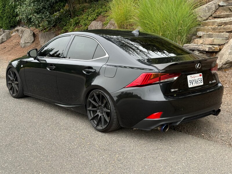 2020 Lexus IS 350 - Photo 3 - Portland, OR 97202