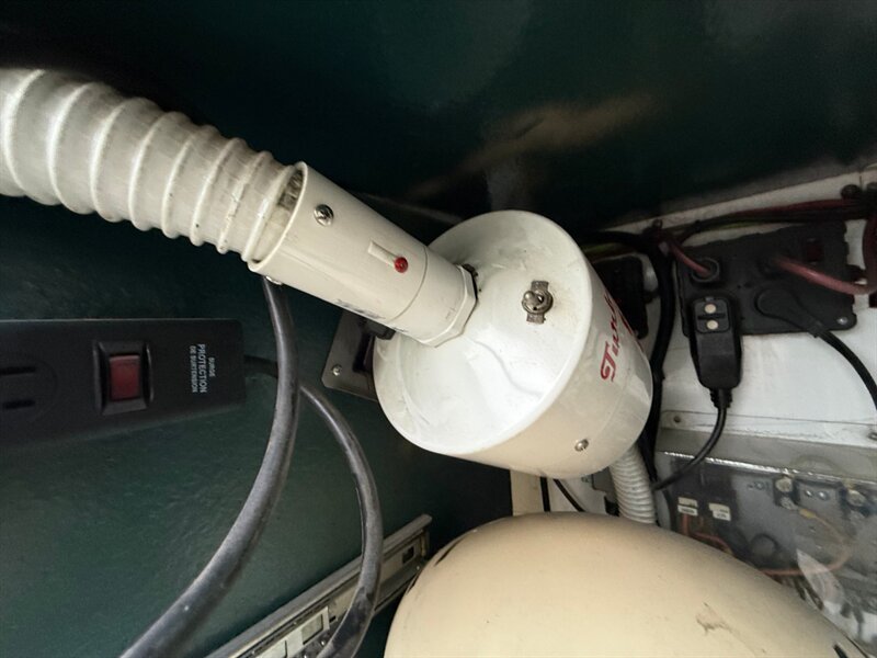 2010 Freightliner Sprinter 2500 - Photo 38 - Portland, OR 97202