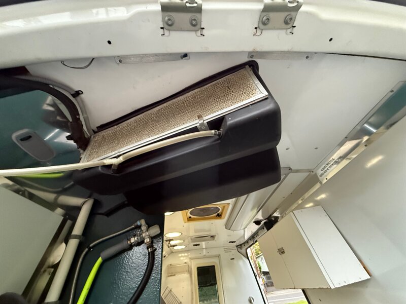2010 Freightliner Sprinter 2500 - Photo 34 - Portland, OR 97202
