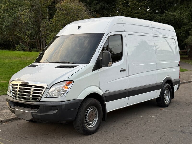 2010 Freightliner Sprinter 2500   - Photo 1 - Portland, OR 97202