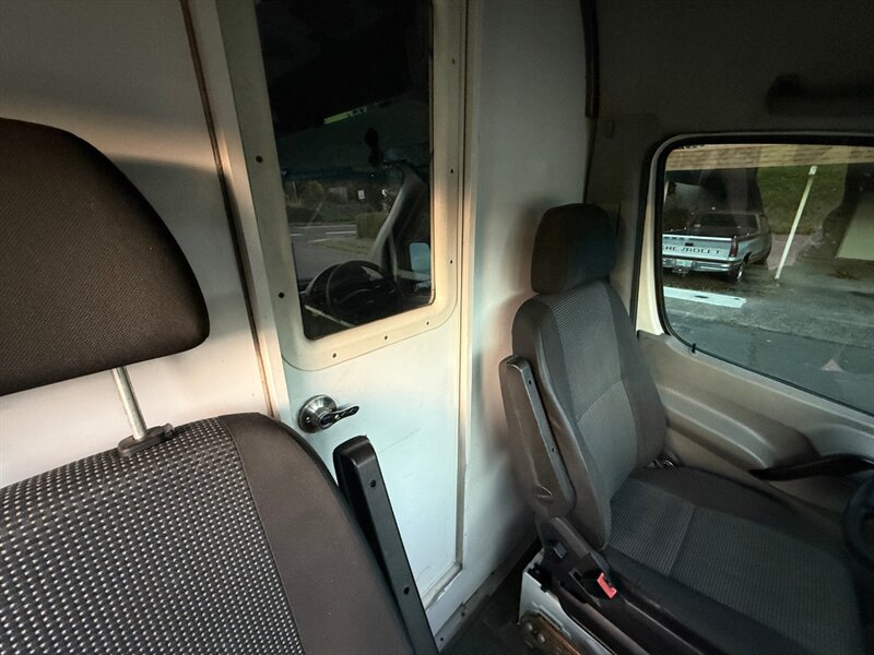 2010 Freightliner Sprinter 2500 - Photo 18 - Portland, OR 97202