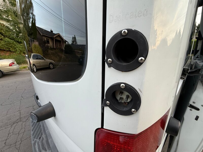 2010 Freightliner Sprinter 2500 - Photo 19 - Portland, OR 97202