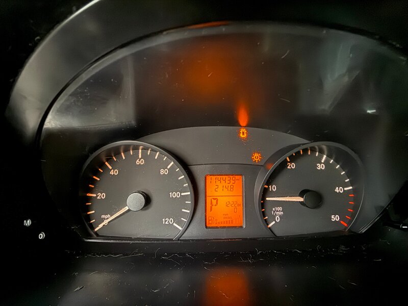 2010 Freightliner Sprinter 2500 - Photo 11 - Portland, OR 97202