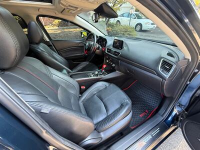 2018 Mazda Mazda3 Grand Touring   - Photo 9 - Portland, OR 97202