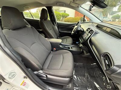 2019 Toyota Prius L Eco - Photo 10 - Portland, OR 97202