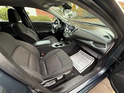 2020 Chevrolet Malibu LT   - Photo 9 - Portland, OR 97202