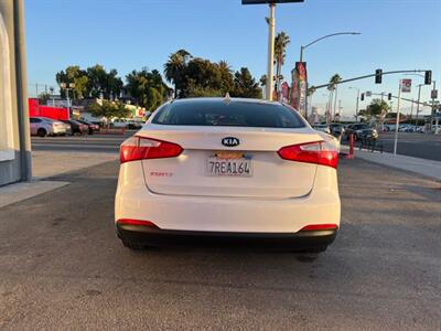 2016 Kia Forte LX   - Photo 6 - National City, CA 91950