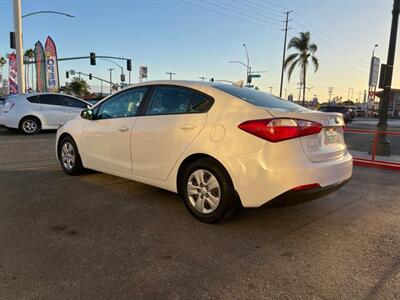 2016 Kia Forte LX   - Photo 5 - National City, CA 91950