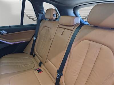 2019 BMW X5 xDrive50i - Photo 16 - Lennox, CA 90304