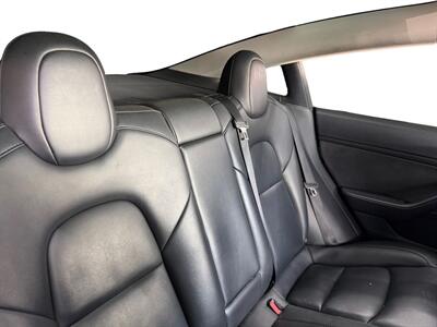 2023 Tesla Model 3   - Photo 14 - Lennox, CA 90304