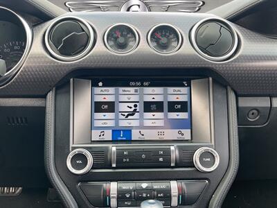 2019 Ford Mustang EcoBoost   - Photo 14 - Lennox, CA 90304