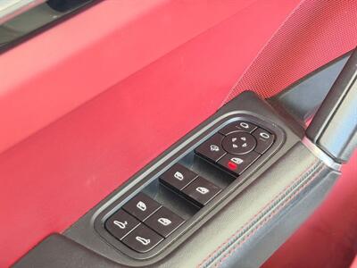 2022 Porsche Cayenne Platinum Edition   - Photo 24 - Lennox, CA 90304