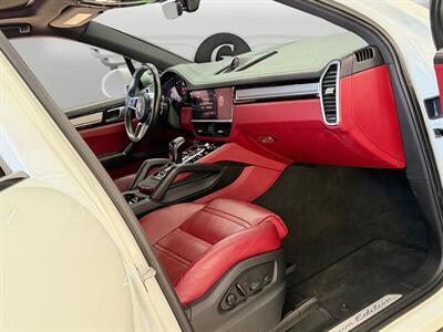2022 Porsche Cayenne Platinum Edition   - Photo 26 - Lennox, CA 90304