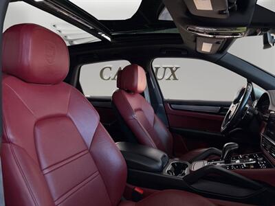 2022 Porsche Cayenne Platinum Edition   - Photo 14 - Lennox, CA 90304
