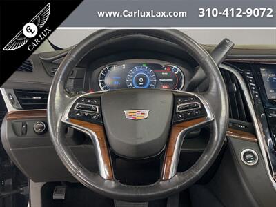 2020 Cadillac Escalade Luxury   - Photo 11 - Lennox, CA 90304