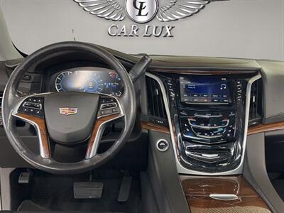 2020 Cadillac Escalade Luxury   - Photo 12 - Lennox, CA 90304