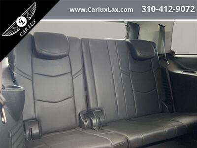 2020 Cadillac Escalade Luxury   - Photo 17 - Lennox, CA 90304