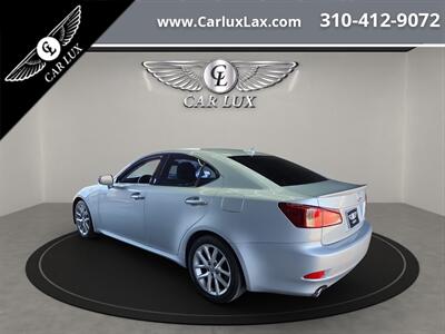 2012 Lexus IS   - Photo 5 - Lennox, CA 90304