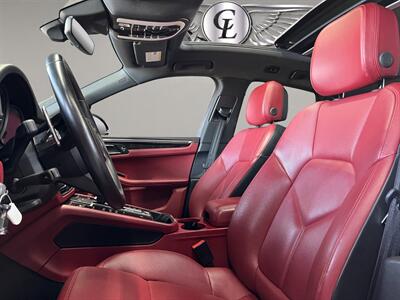 2023 Porsche Macan   - Photo 8 - Lennox, CA 90304