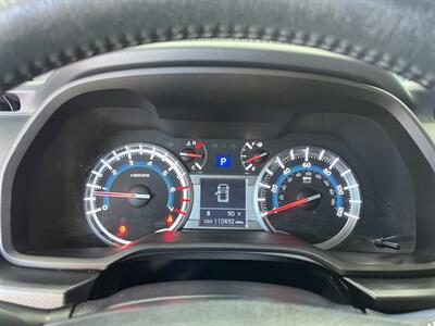 2017 Toyota 4Runner SR5   - Photo 11 - Lennox, CA 90304