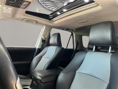 2017 Toyota 4Runner SR5   - Photo 9 - Lennox, CA 90304