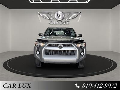 2017 Toyota 4Runner SR5   - Photo 2 - Lennox, CA 90304