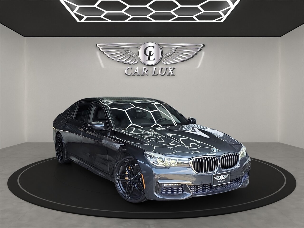 2016 BMW 740i - Photo 1 - Lennox, CA 90304