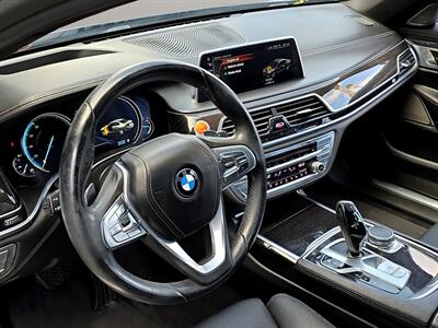 2016 BMW 740i   - Photo 12 - Lennox, CA 90304
