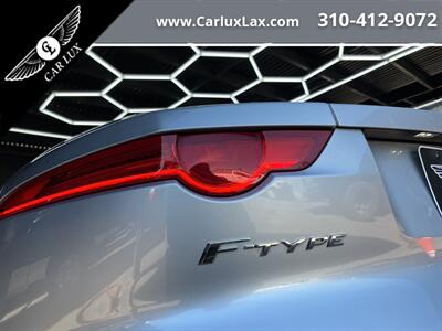2017 Jaguar F-TYPE R   - Photo 12 - Lennox, CA 90304