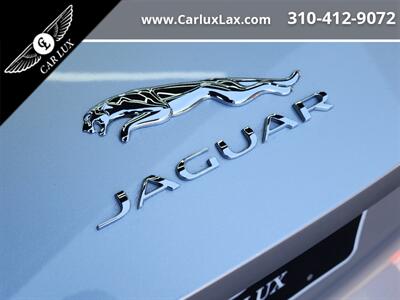 2017 Jaguar F-TYPE R   - Photo 10 - Lennox, CA 90304