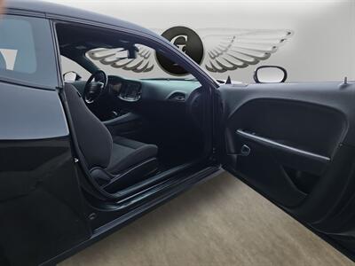 2020 Dodge Challenger SXT   - Photo 19 - Lennox, CA 90304