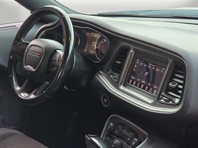 2020 Dodge Challenger SXT   - Photo 16 - Lennox, CA 90304