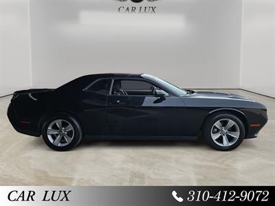 2020 Dodge Challenger SXT   - Photo 6 - Lennox, CA 90304