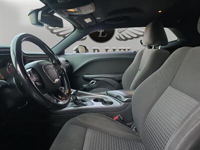 2020 Dodge Challenger SXT   - Photo 9 - Lennox, CA 90304