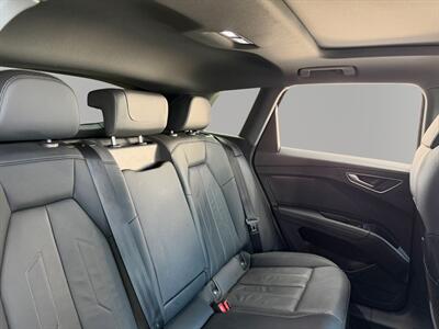 2022 Audi Q4 e-tron Prestige quattro - Photo 30 - Lennox, CA 90304