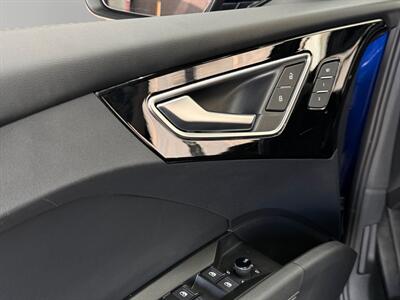2022 Audi Q4 e-tron Prestige quattro - Photo 22 - Lennox, CA 90304
