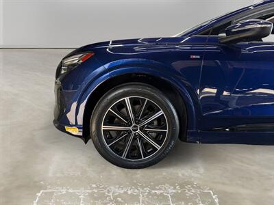 2022 Audi Q4 e-tron Prestige quattro - Photo 14 - Lennox, CA 90304
