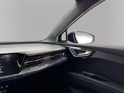 2022 Audi Q4 e-tron Prestige quattro - Photo 28 - Lennox, CA 90304